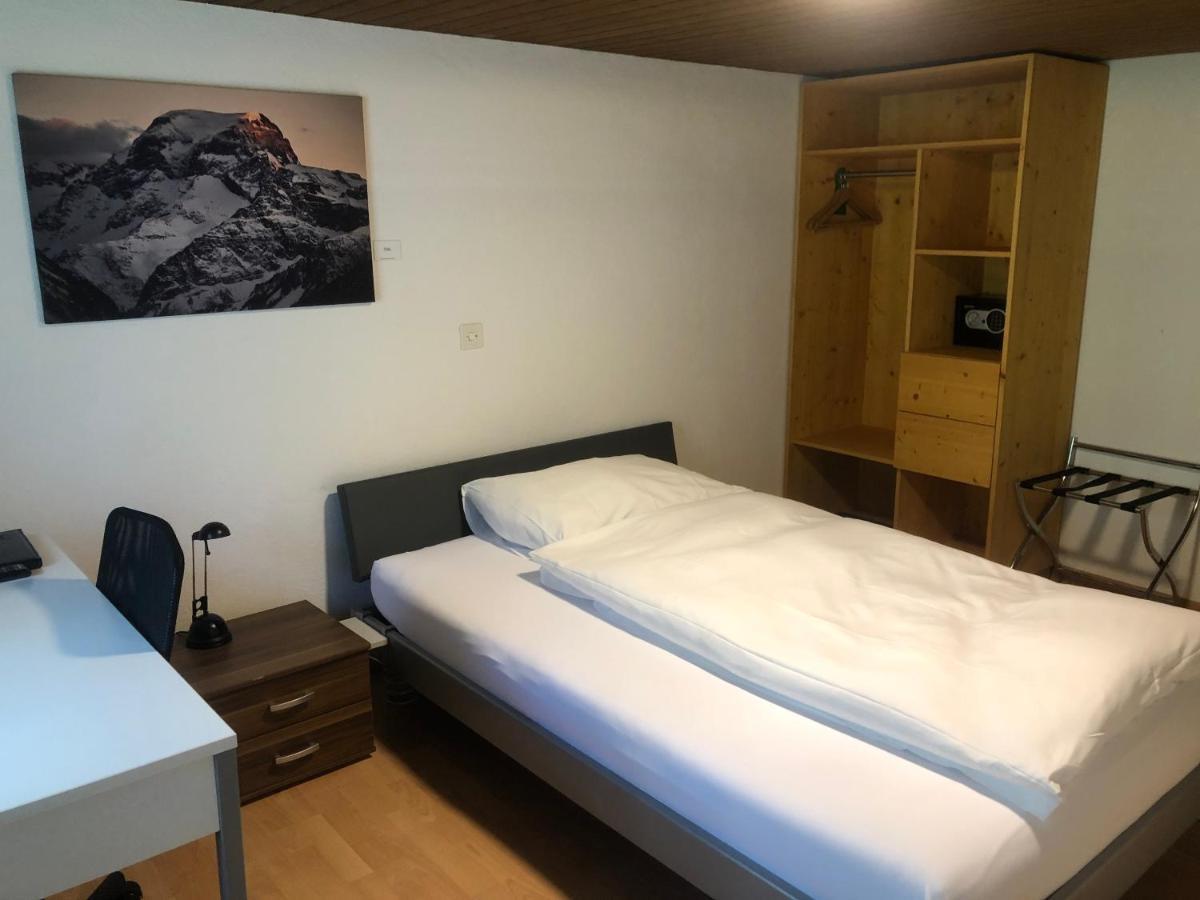 Hotel Freihof Glarus Esterno foto