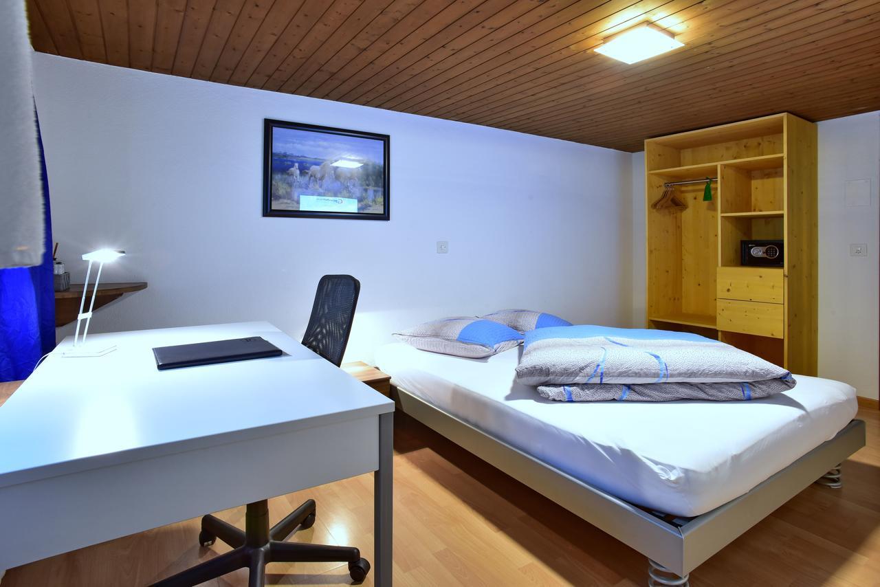 Hotel Freihof Glarus Esterno foto