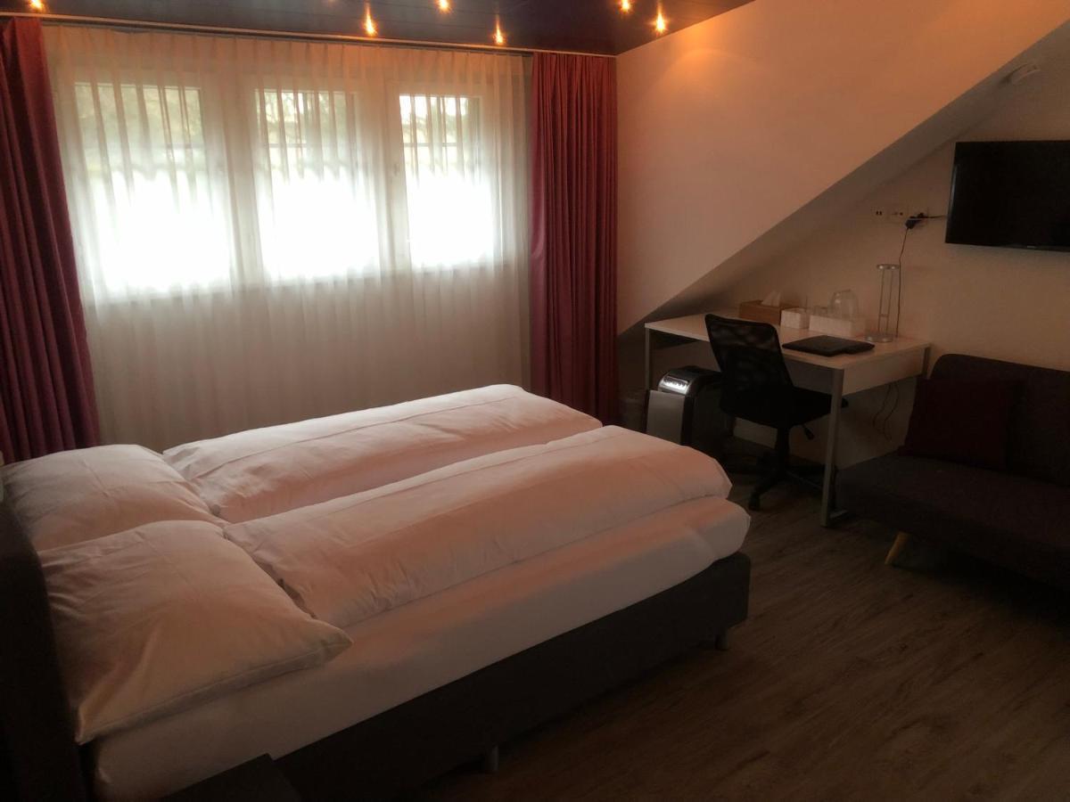 Hotel Freihof Glarus Esterno foto